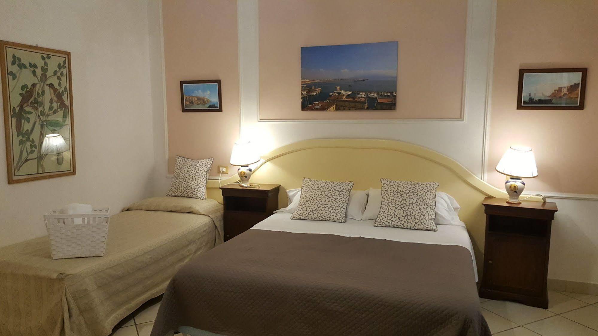 Bed & Breakfast Napoli Centrale Kültér fotó